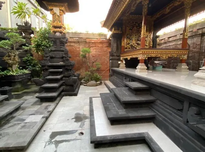 Privatunterkunft Rahayu