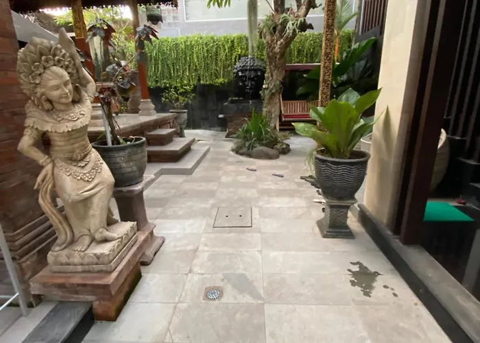 Rahayu Privatunterkunft *